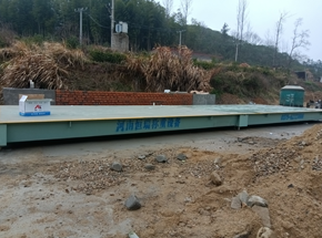 信陽(yáng)商城張花店河沙廠100噸地磅